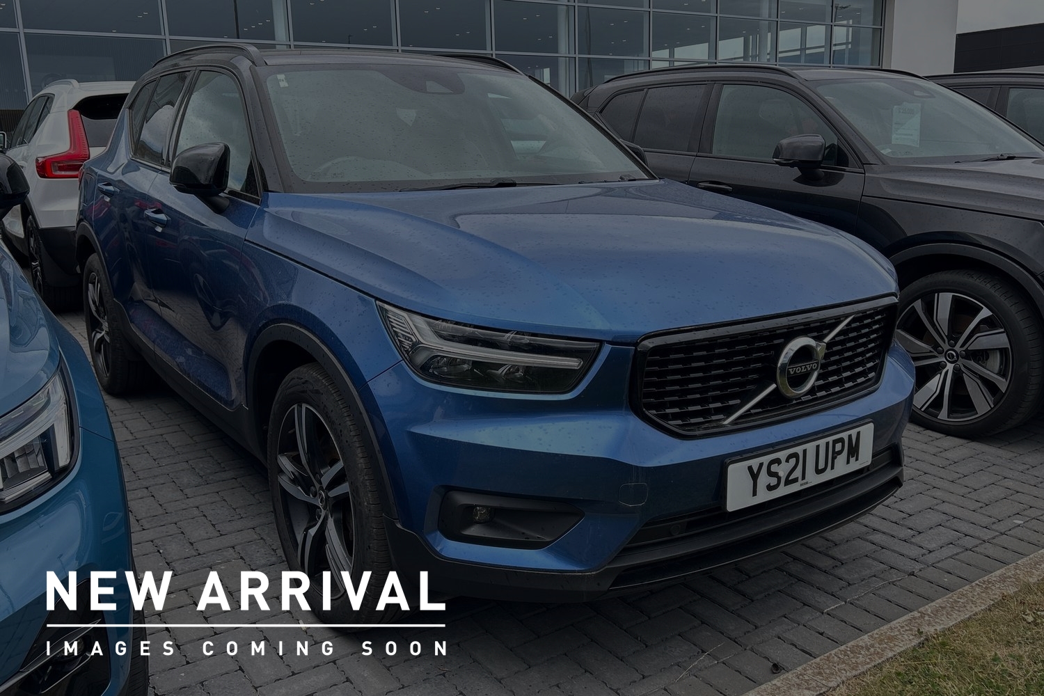 Main listing image - Volvo XC40 Recharge