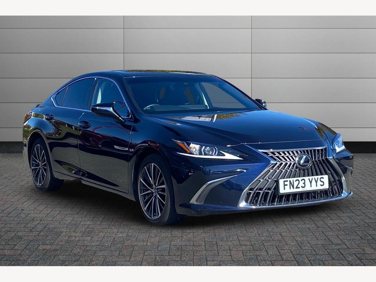 Main listing image - Lexus ES