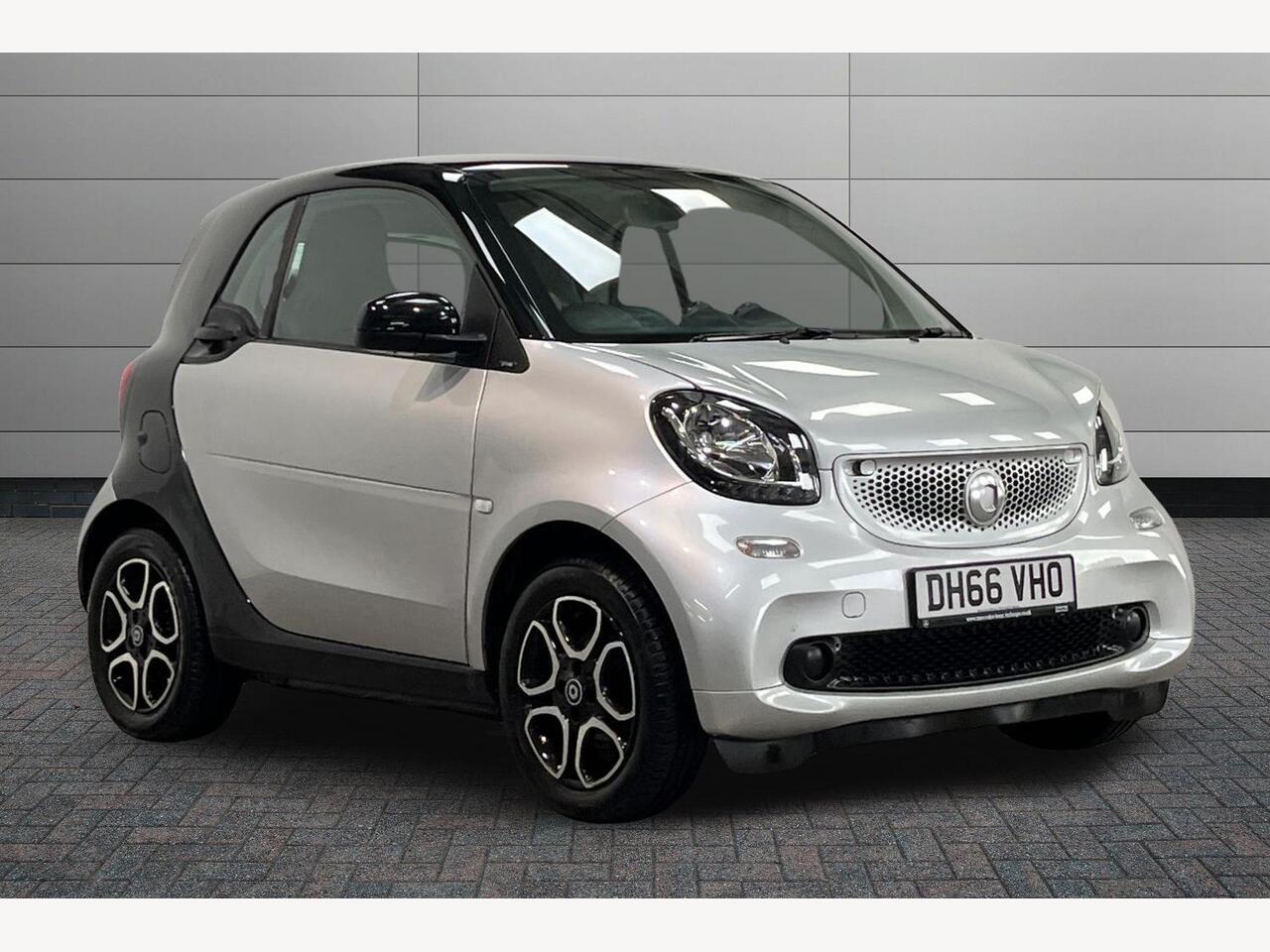 Main listing image - Smart Fortwo Coupe