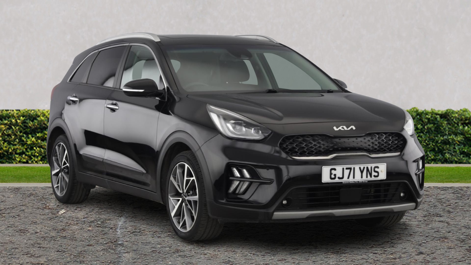 Main listing image - Kia Niro