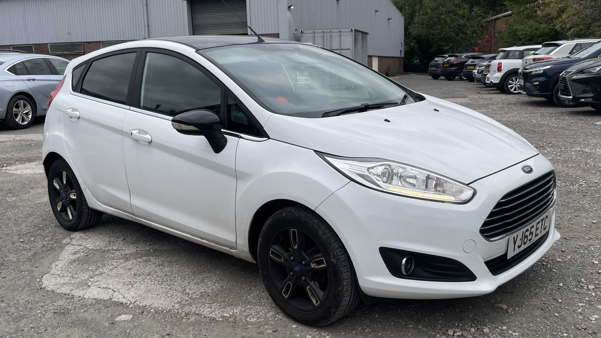 Main listing image - Ford Fiesta