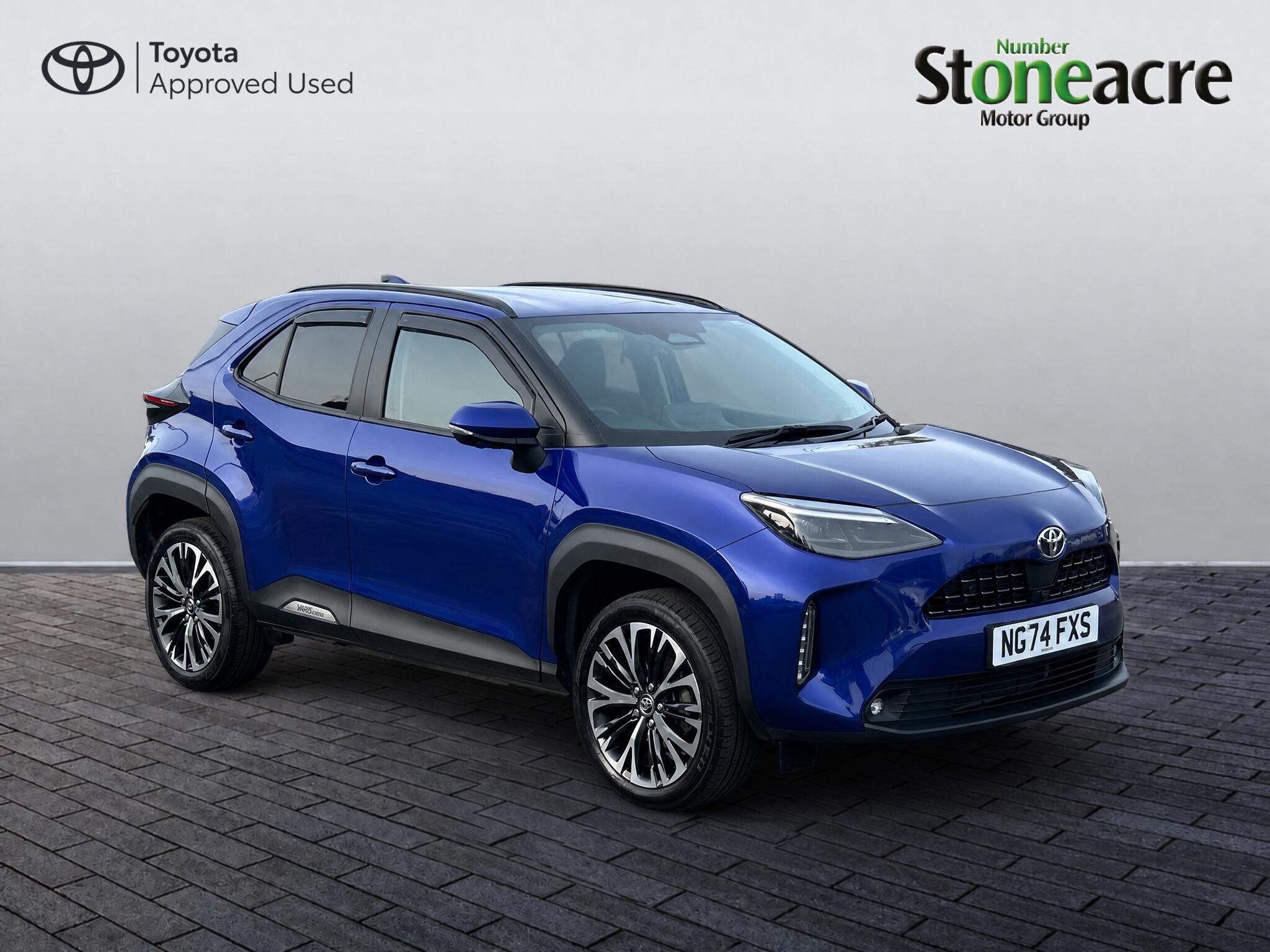 Main listing image - Toyota Yaris Cross