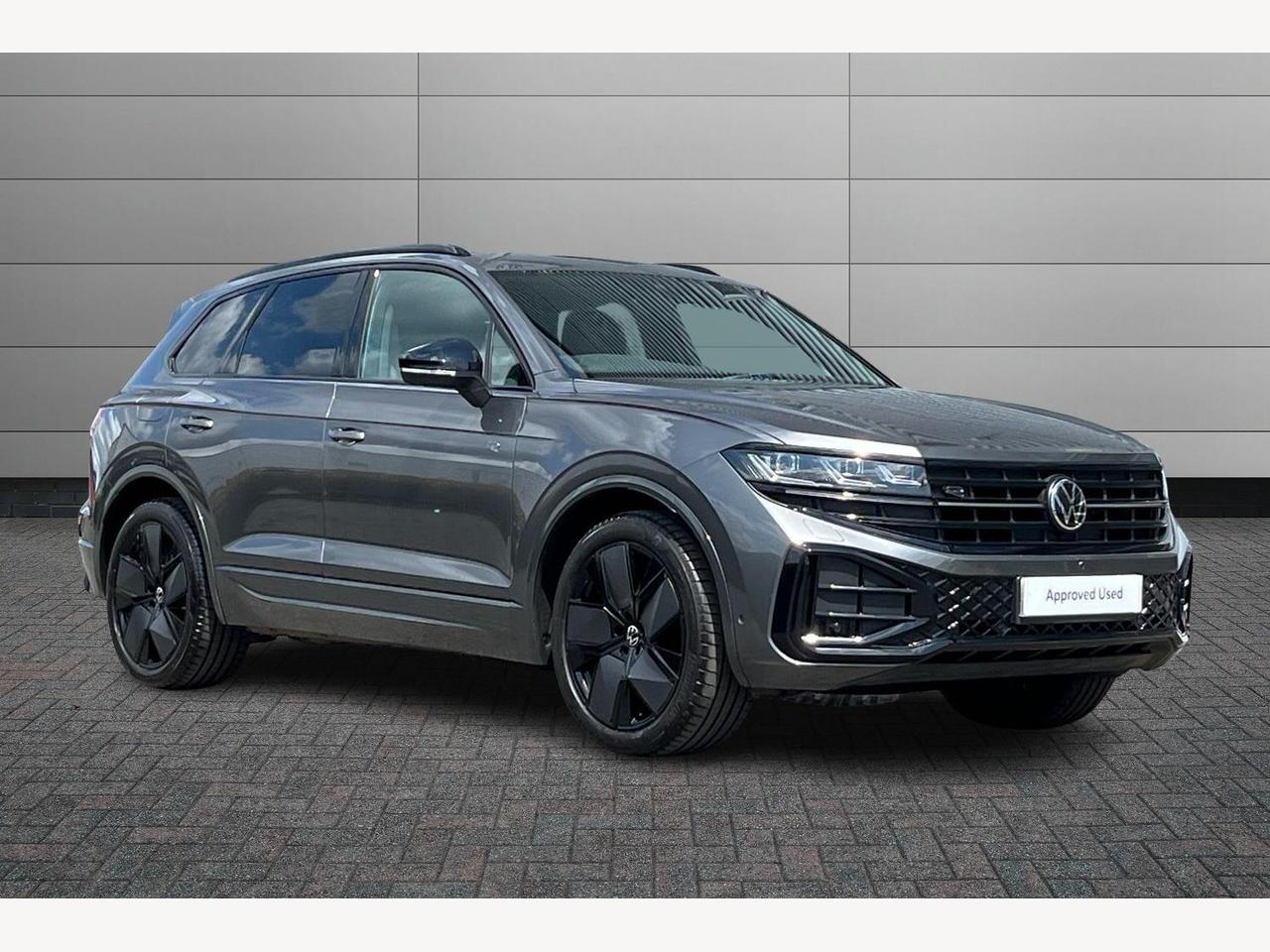 Main listing image - Volkswagen Touareg