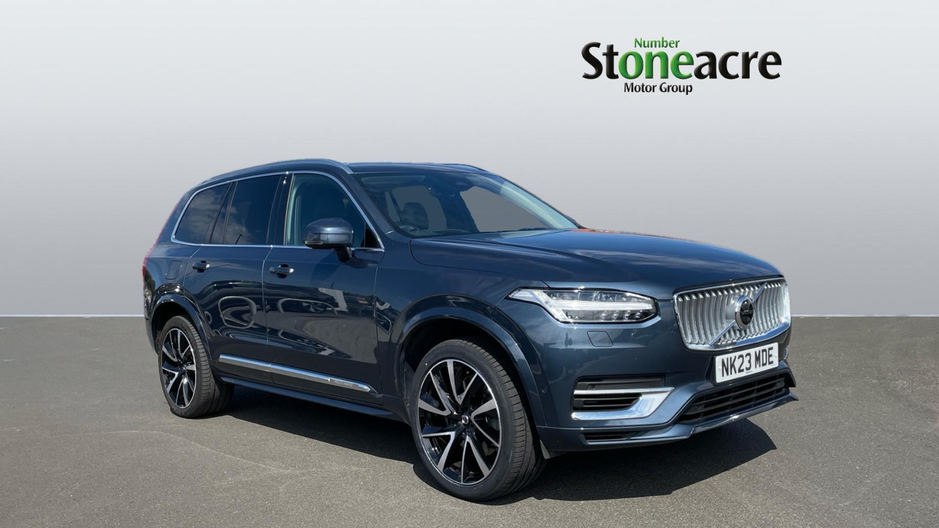 Main listing image - Volvo XC90