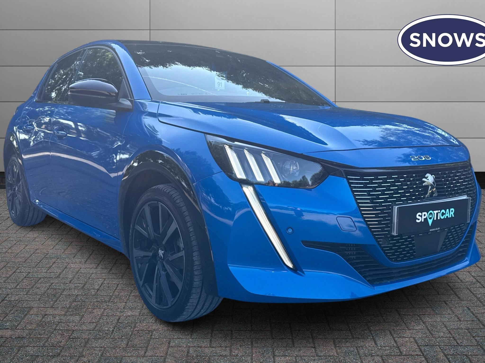 Main listing image - Peugeot 208