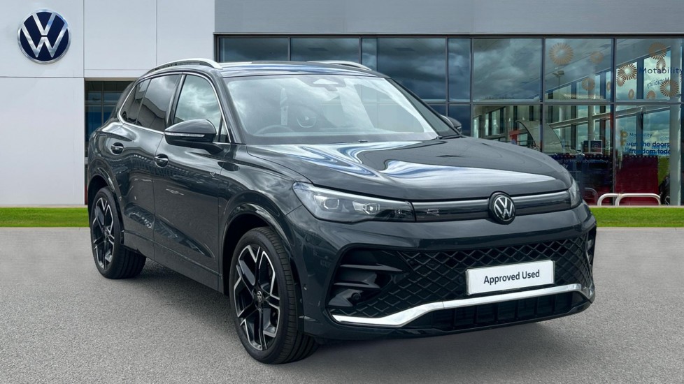 Main listing image - Volkswagen Tiguan