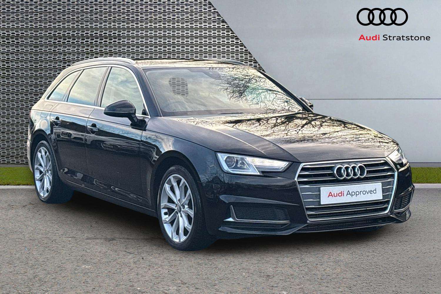Main listing image - Audi A4 Avant