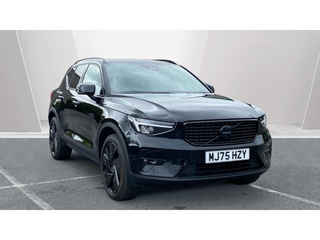 Main listing image - Volvo XC40