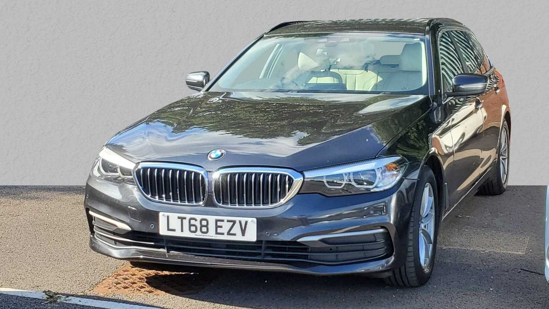 Main listing image - BMW 5 Series Touring