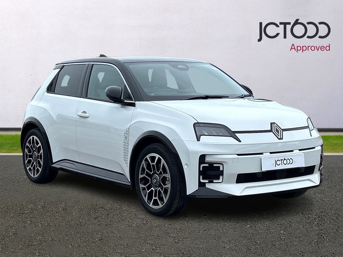 Main listing image - Renault 5