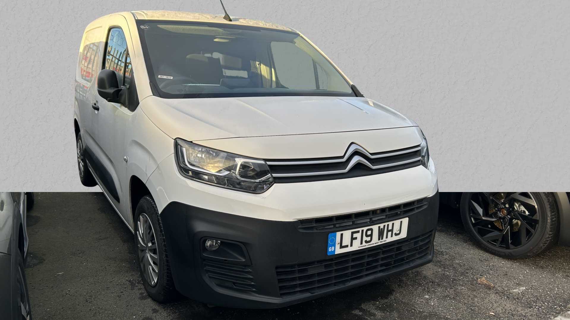 Main listing image - Citroen Berlingo Van