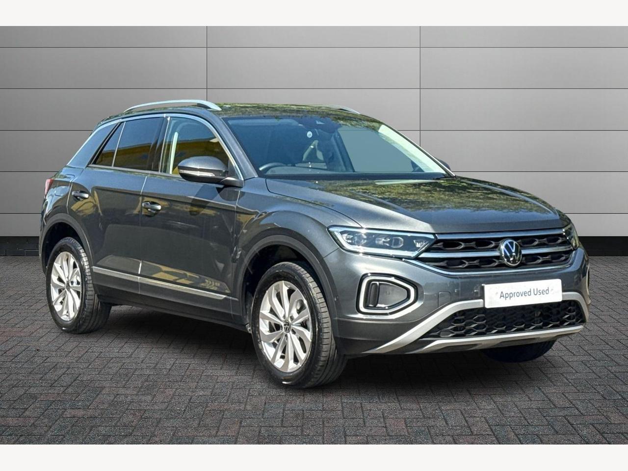 Main listing image - Volkswagen T-Roc