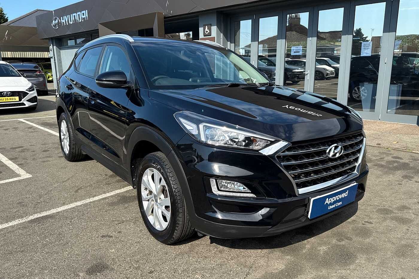 Main listing image - Hyundai Tucson