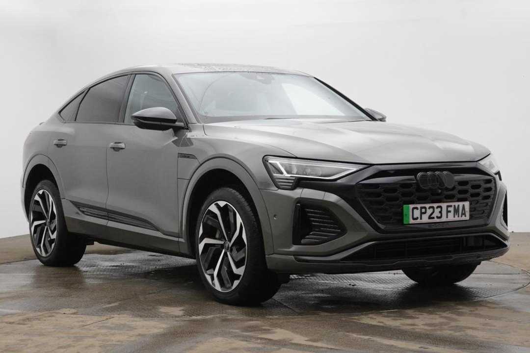 Main listing image - Audi Q8 e-tron