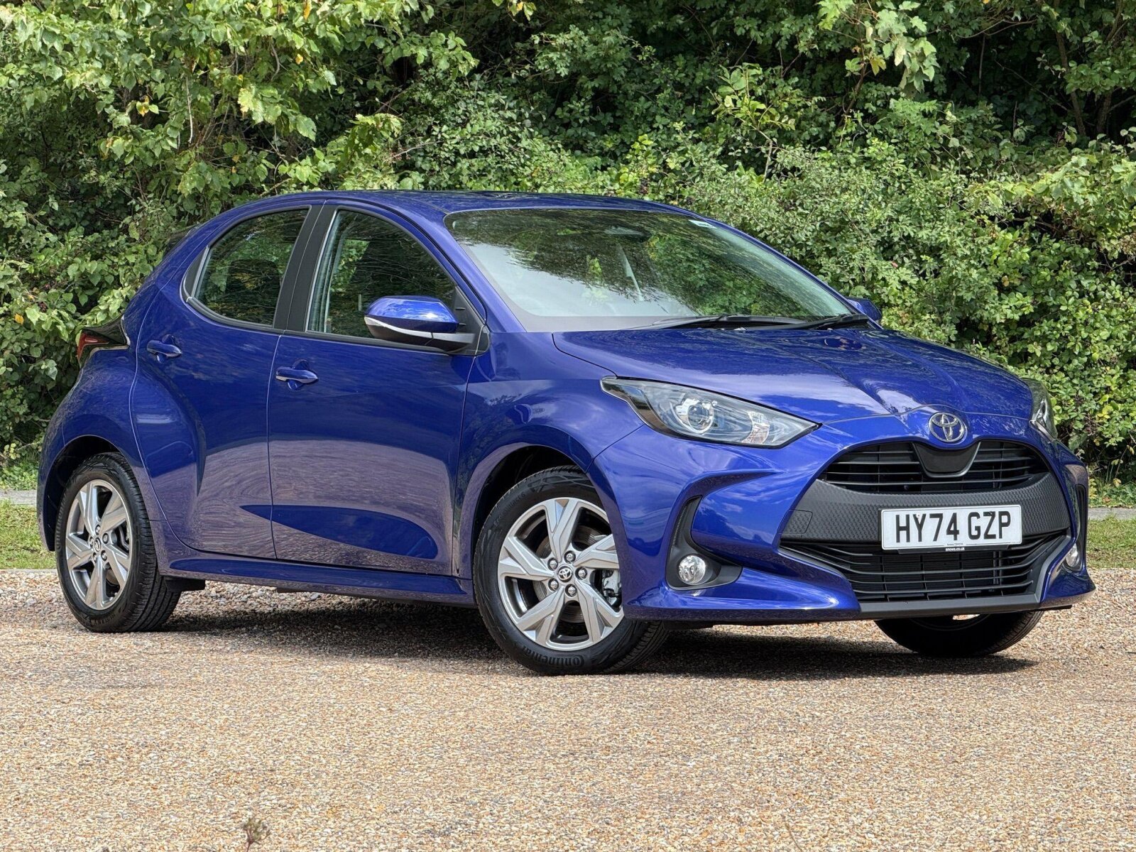 Main listing image - Toyota Yaris