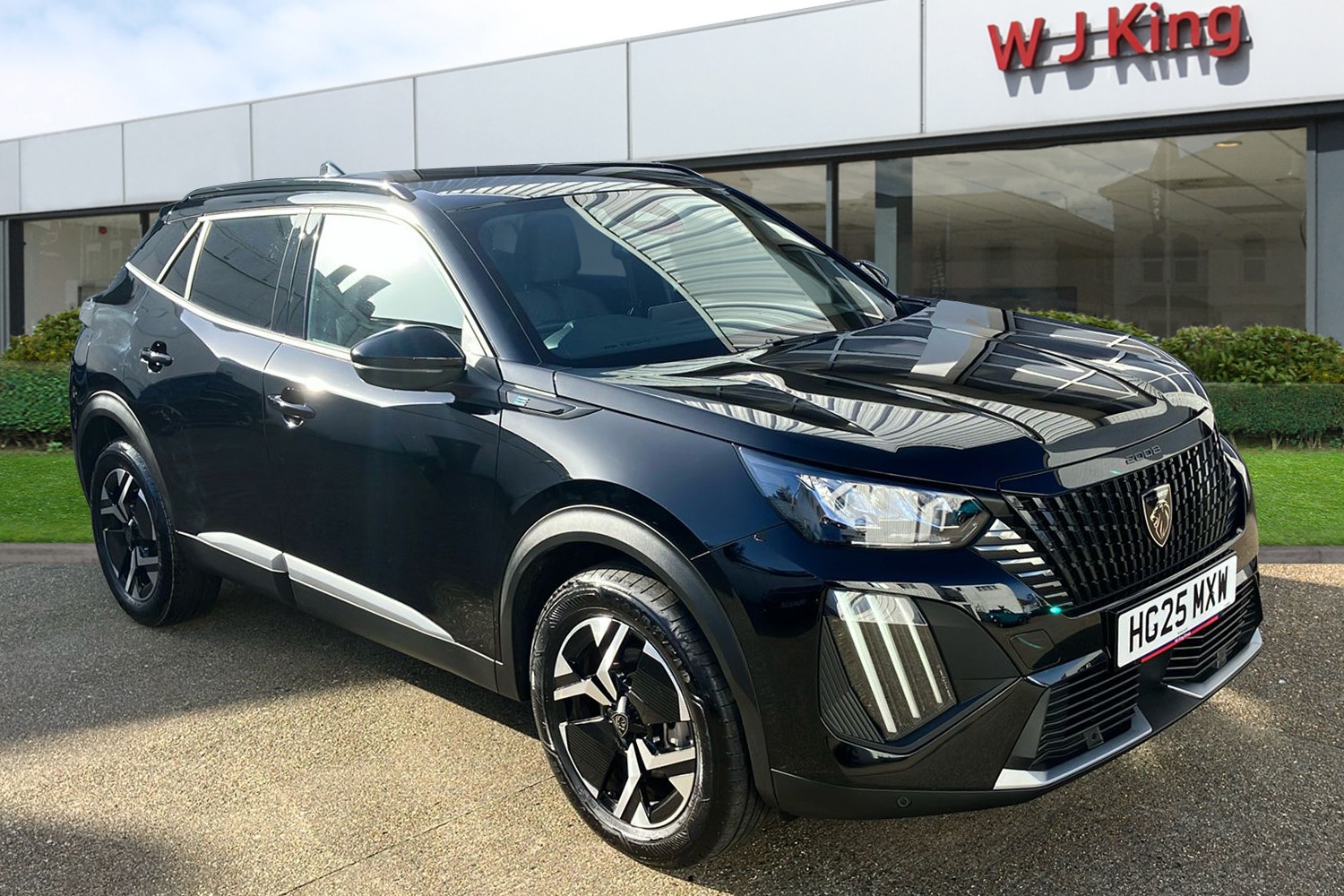 Main listing image - Peugeot e-2008