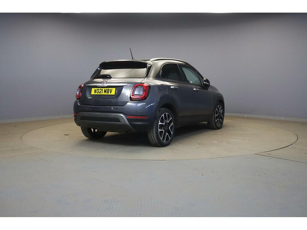 Main listing image - Fiat 500X