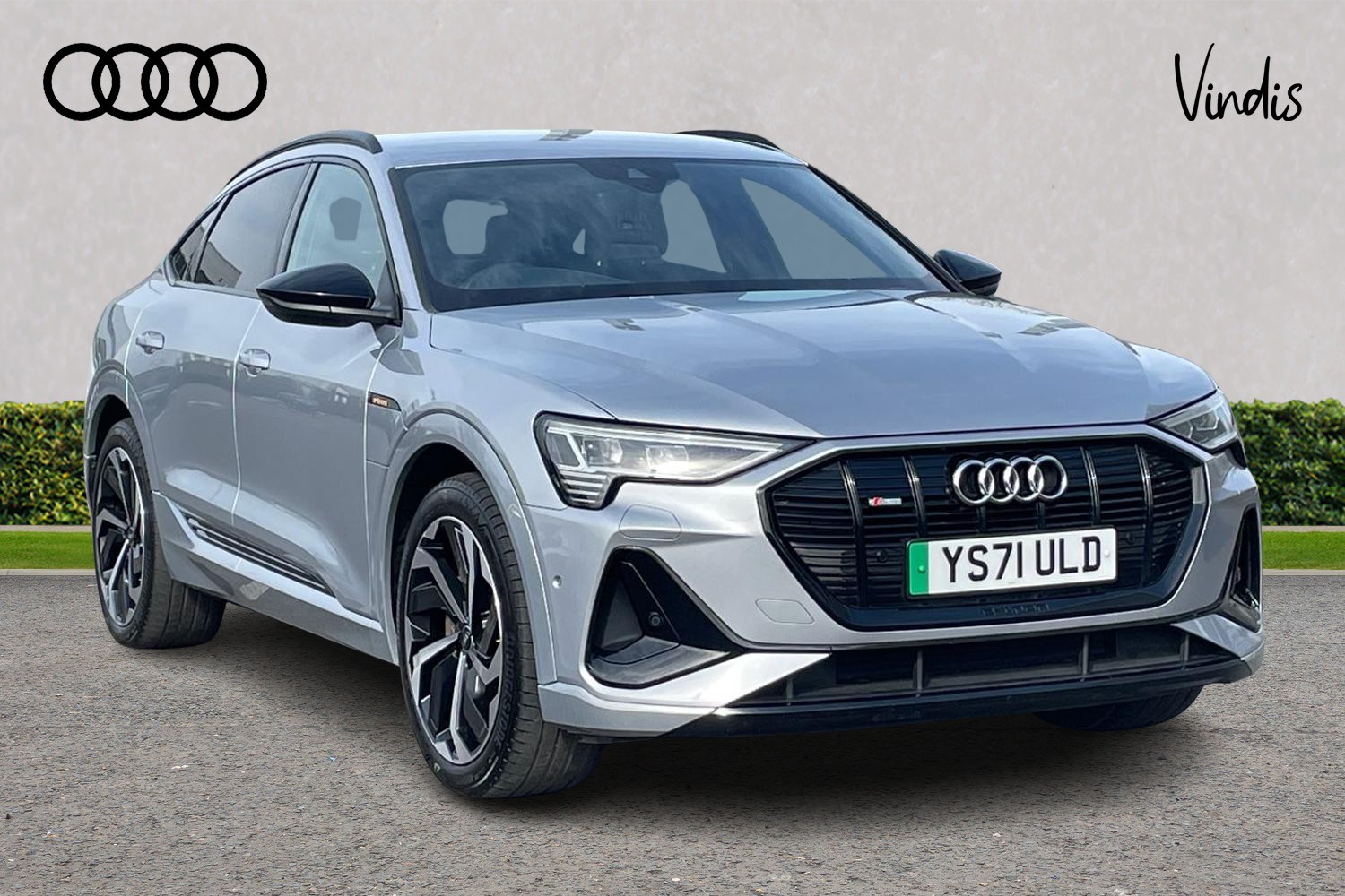 Main listing image - Audi e-tron