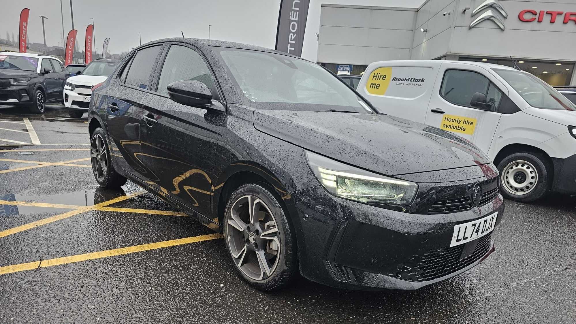 Main listing image - Vauxhall Corsa