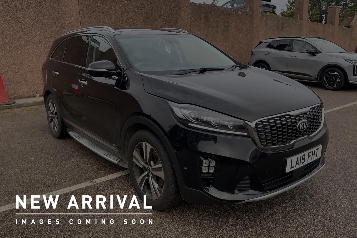 Main listing image - Kia Sorento