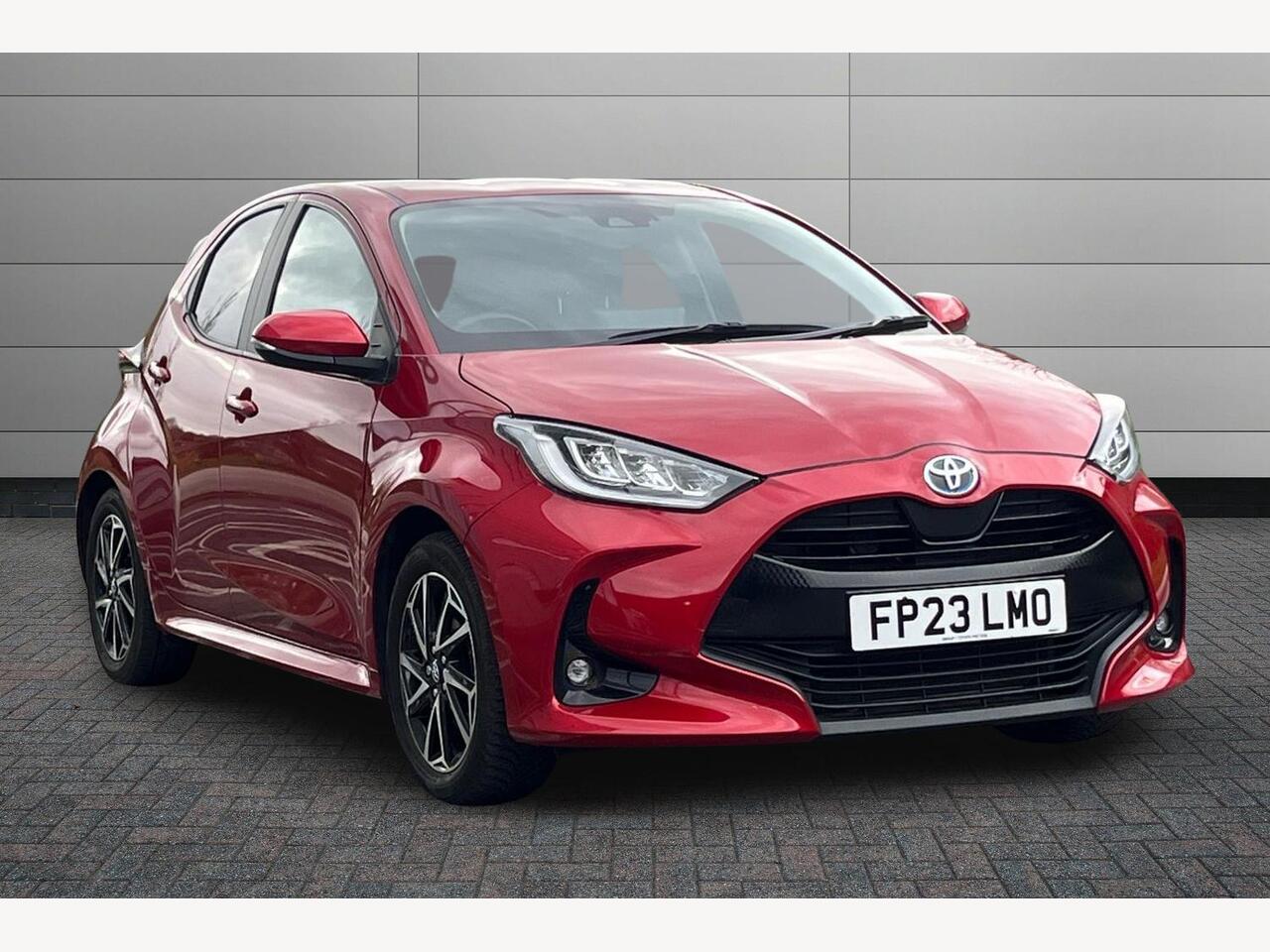 Main listing image - Toyota Yaris