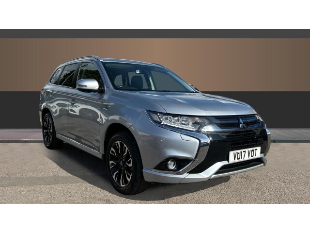 Main listing image - Mitsubishi Outlander