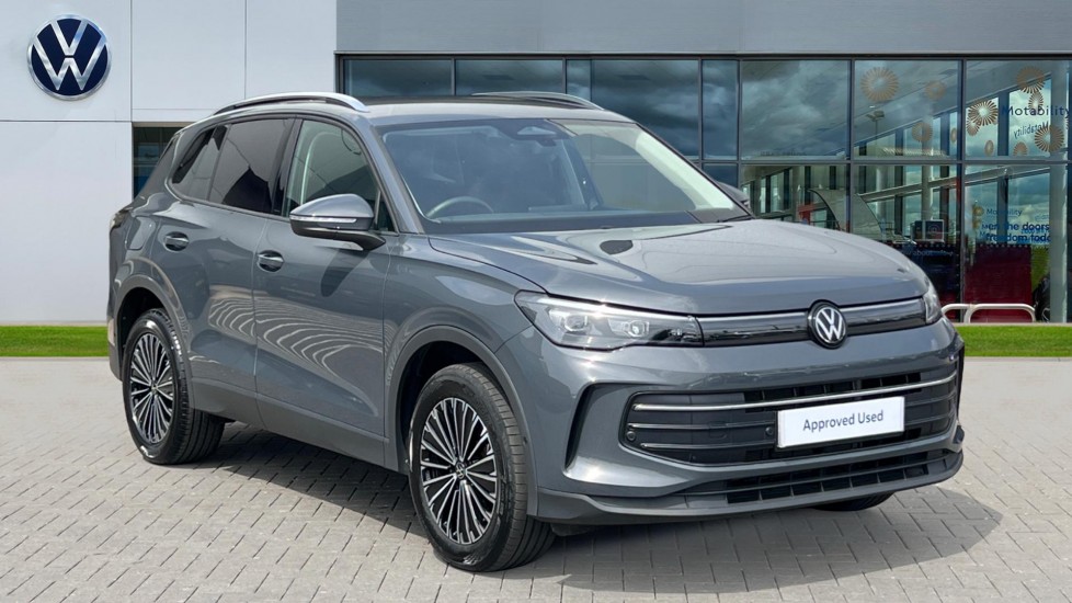 Main listing image - Volkswagen Tiguan