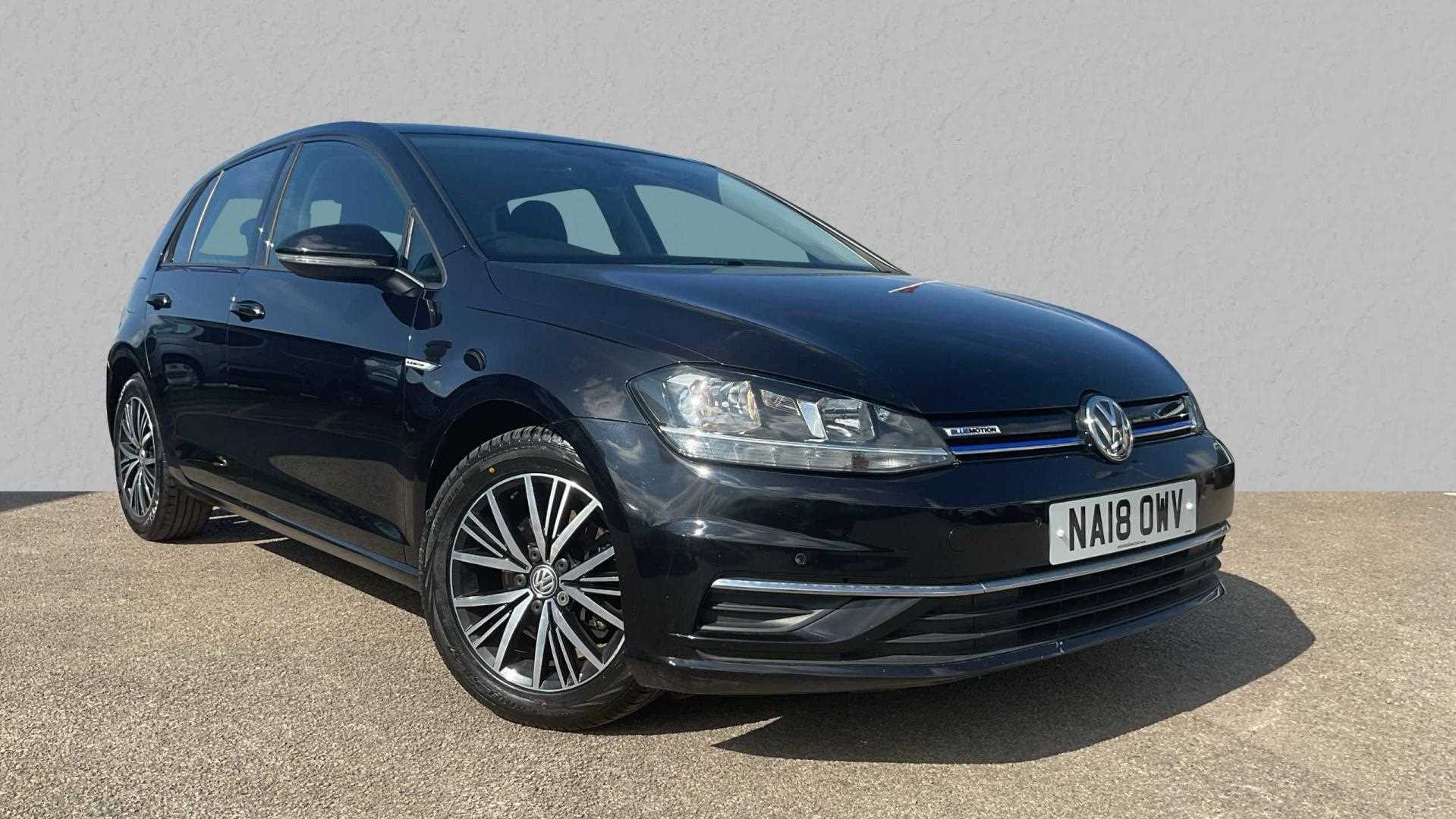 Main listing image - Volkswagen Golf