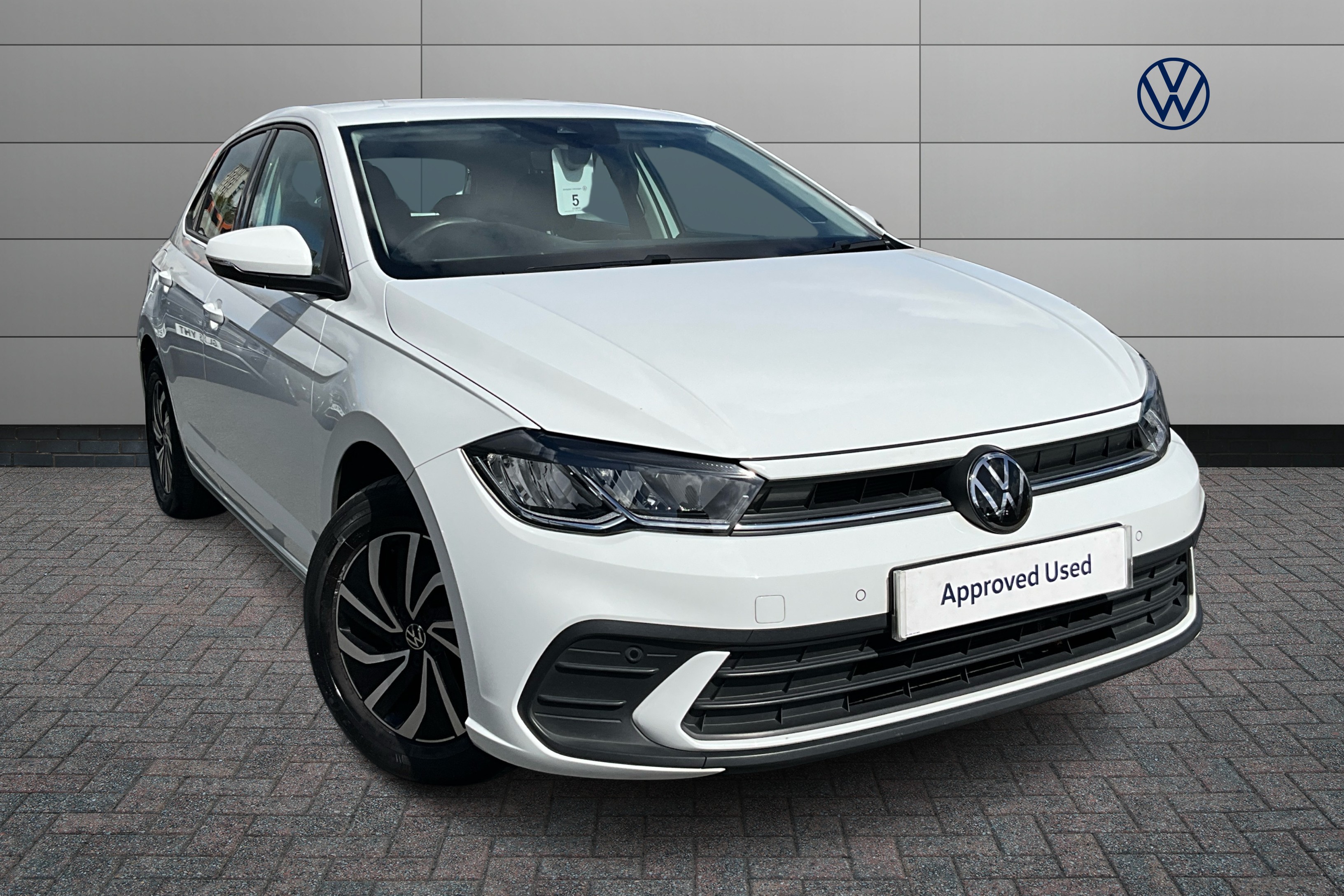 Main listing image - Volkswagen Polo