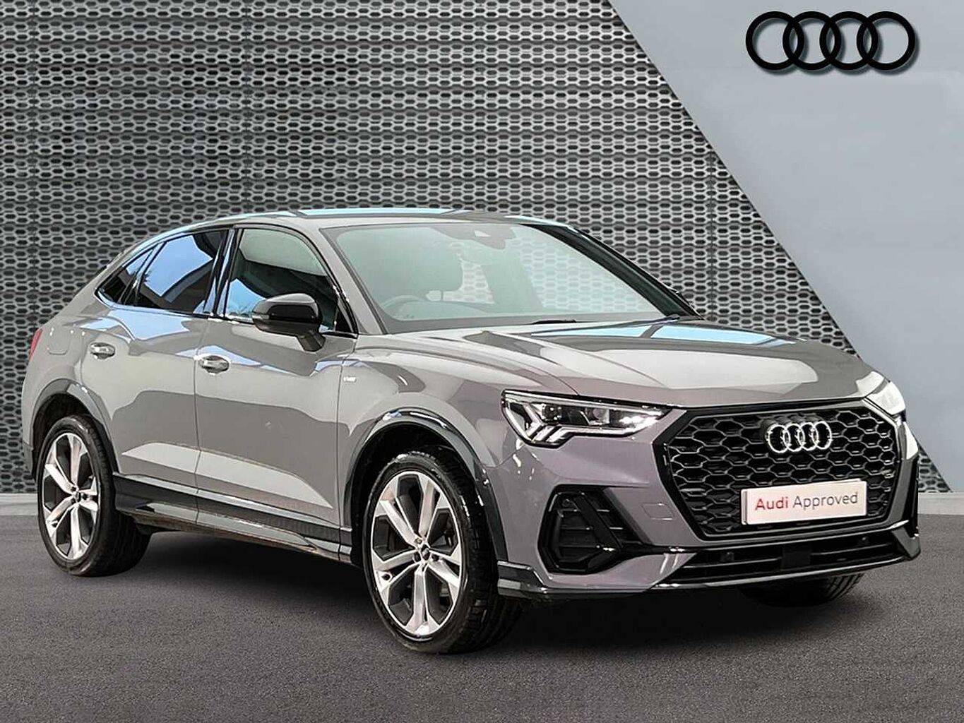 Main listing image - Audi Q3