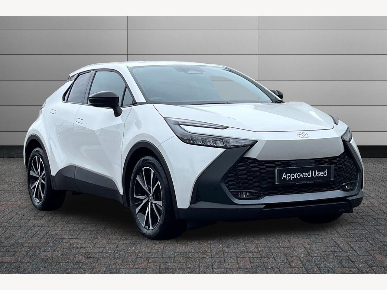 Main listing image - Toyota C-HR