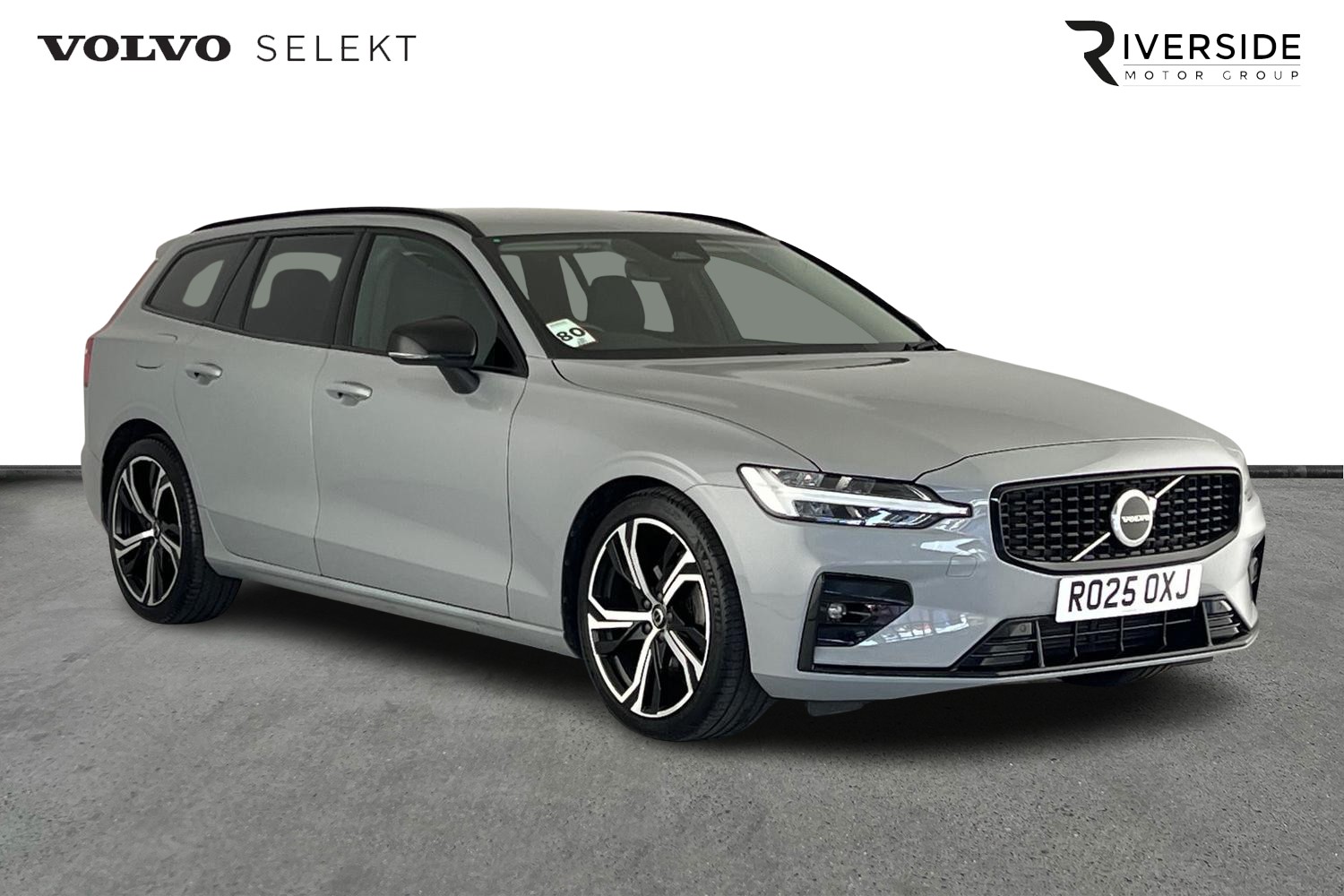Main listing image - Volvo V60