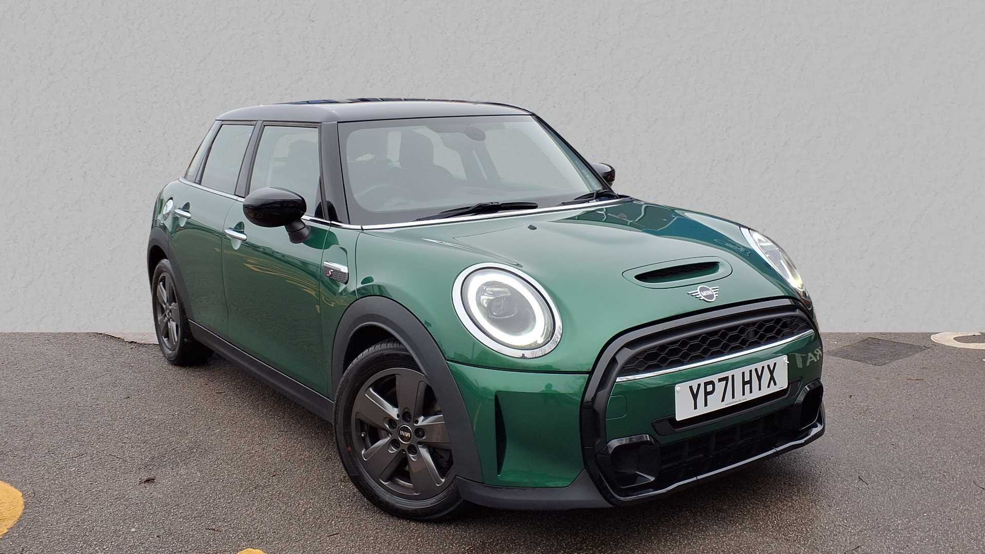 Main listing image - MINI Hatchback 5dr