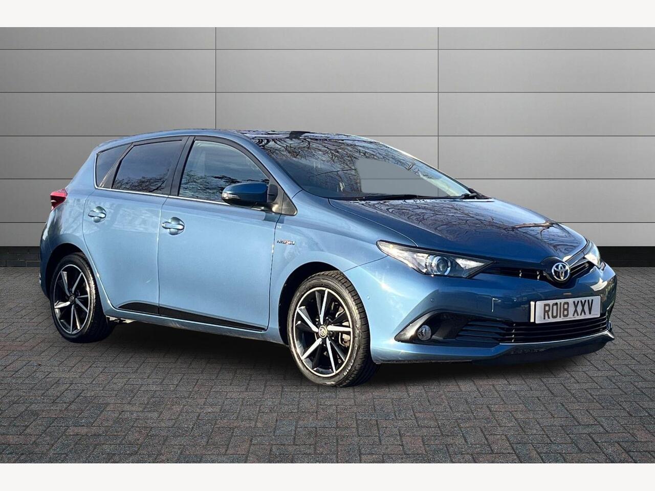 Main listing image - Toyota Auris