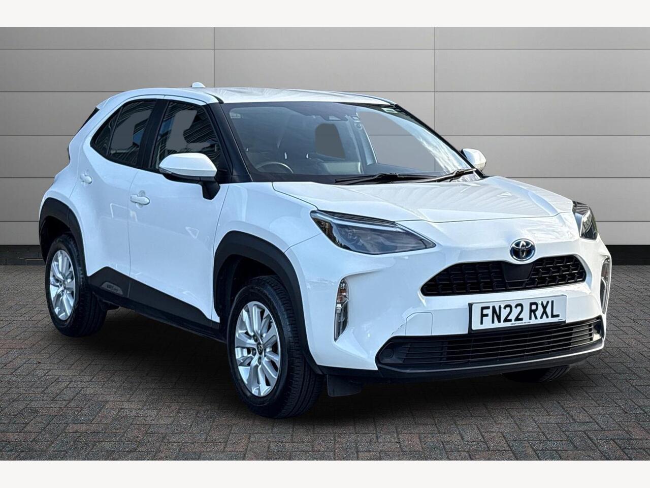 Main listing image - Toyota Yaris Cross