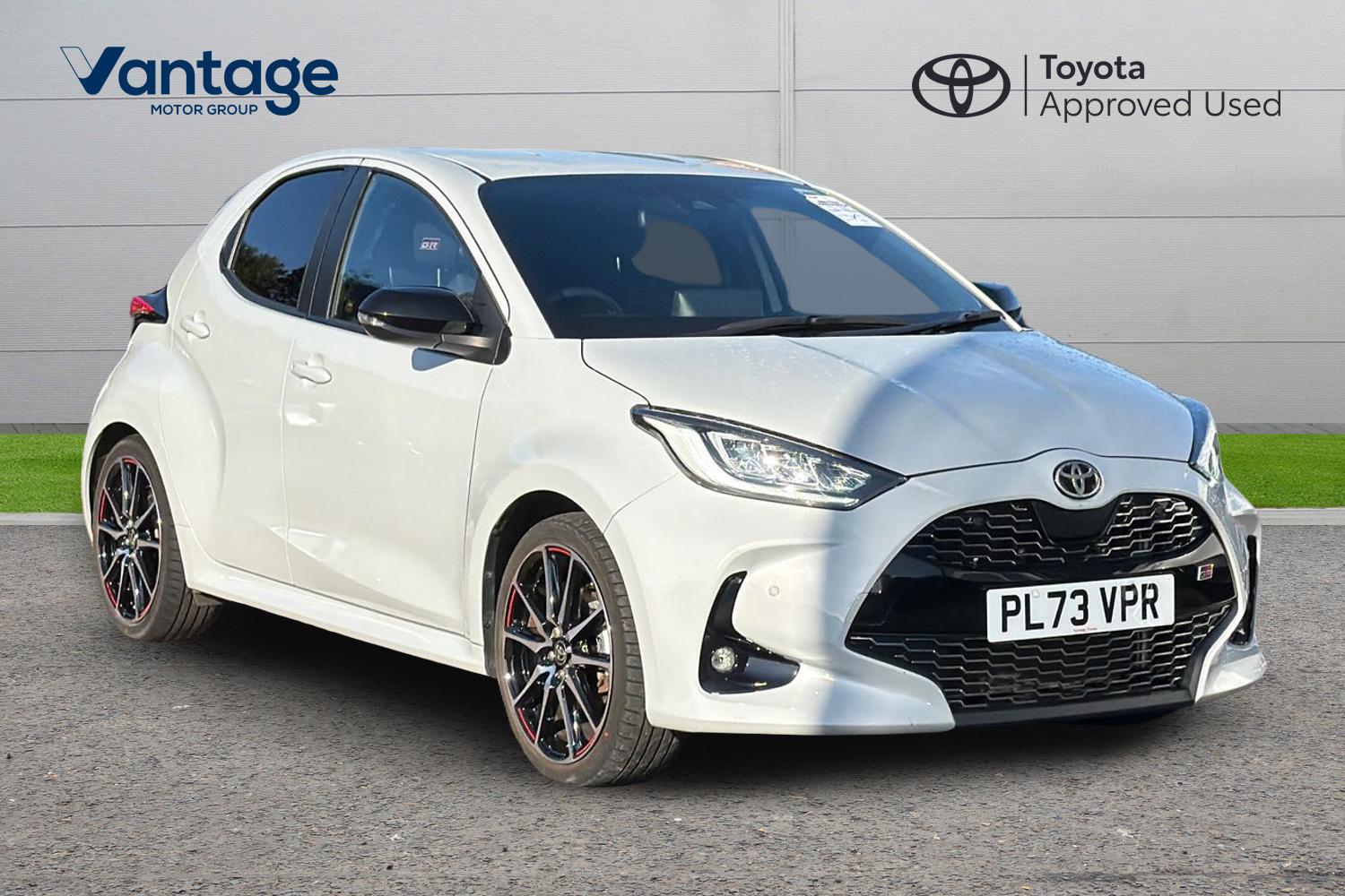 Main listing image - Toyota Yaris