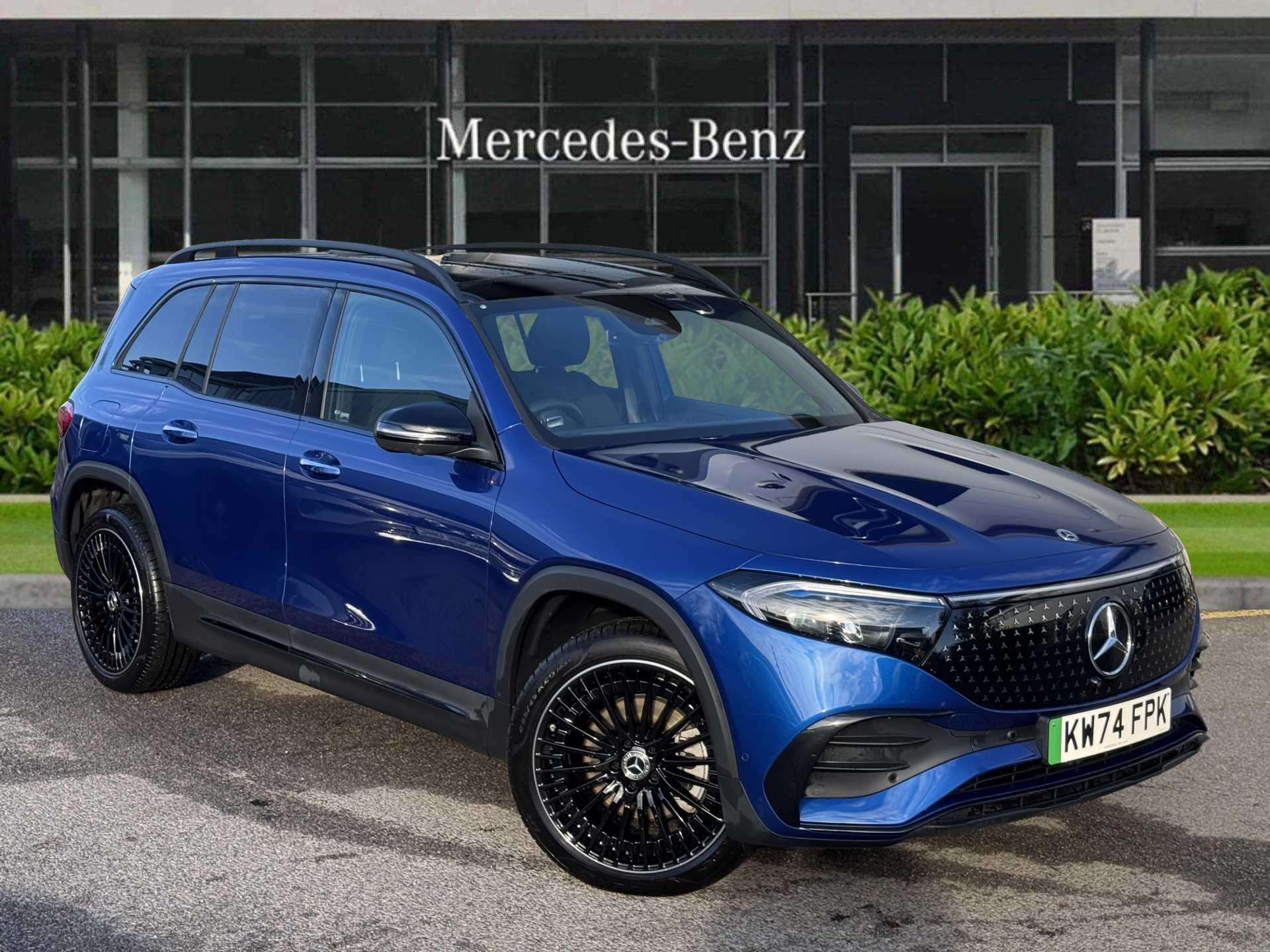 Main listing image - Mercedes-Benz EQB