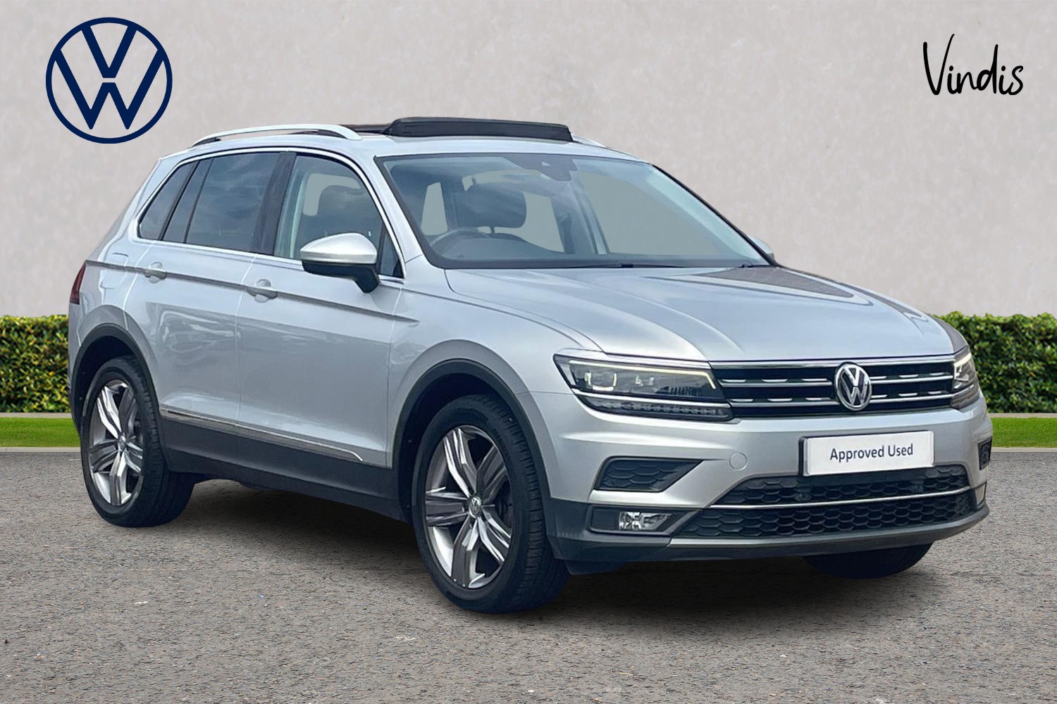 Main listing image - Volkswagen Tiguan