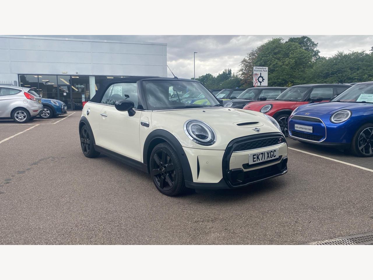 Main listing image - MINI Convertible