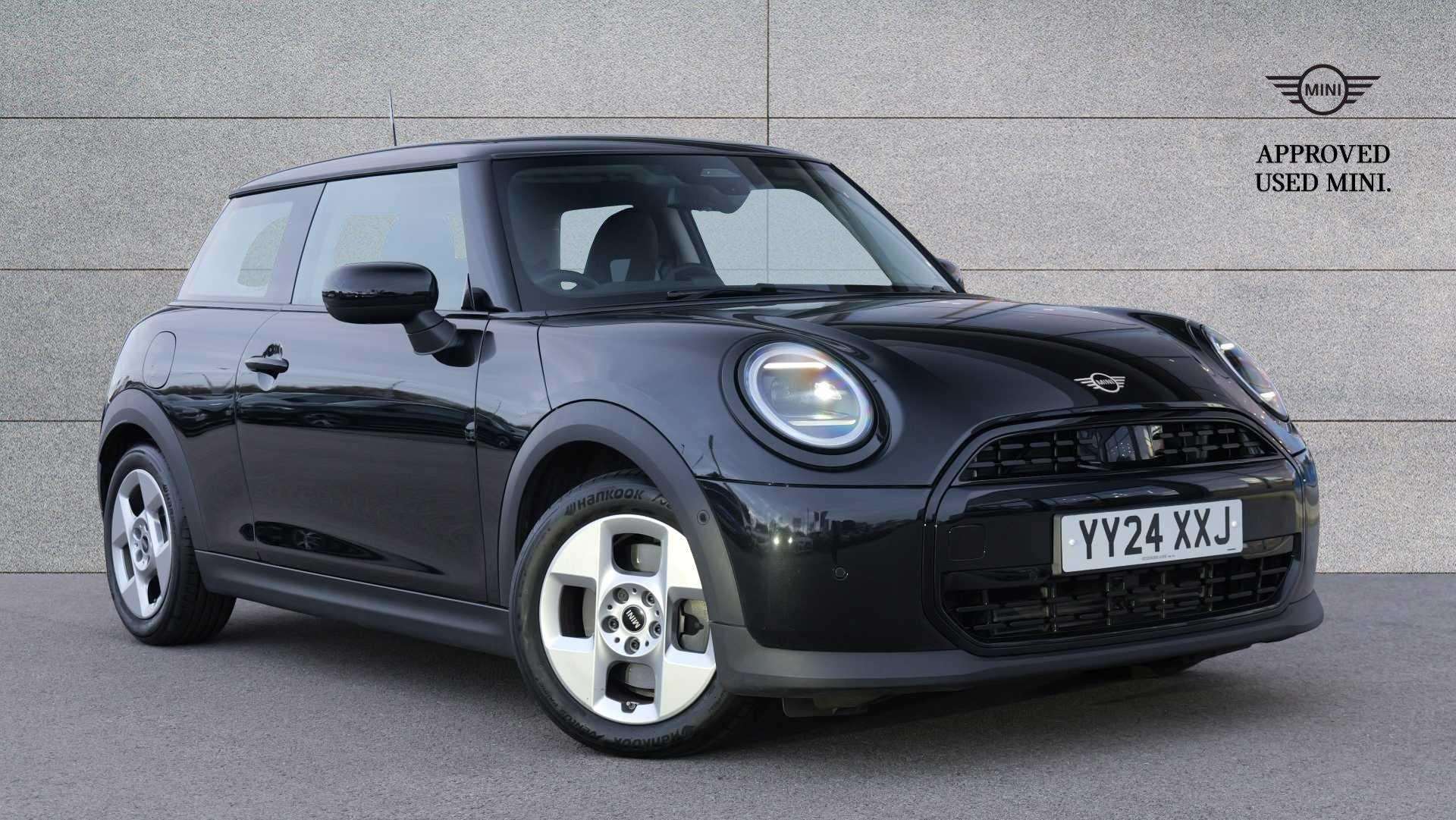 Main listing image - MINI Hatchback