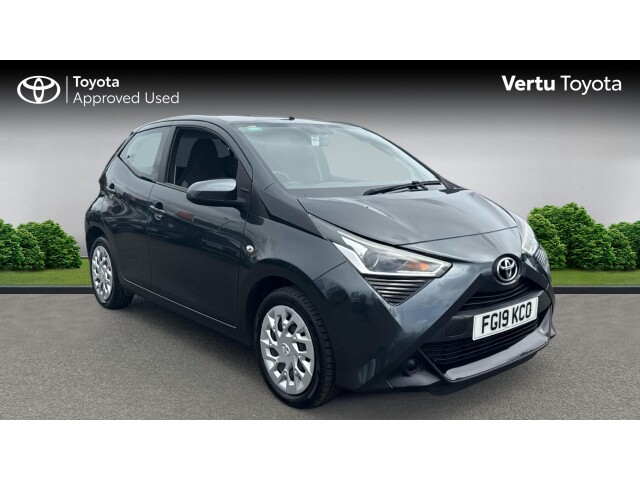 Main listing image - Toyota Aygo