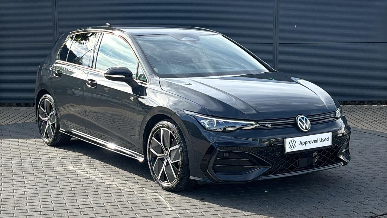 Main listing image - Volkswagen Golf