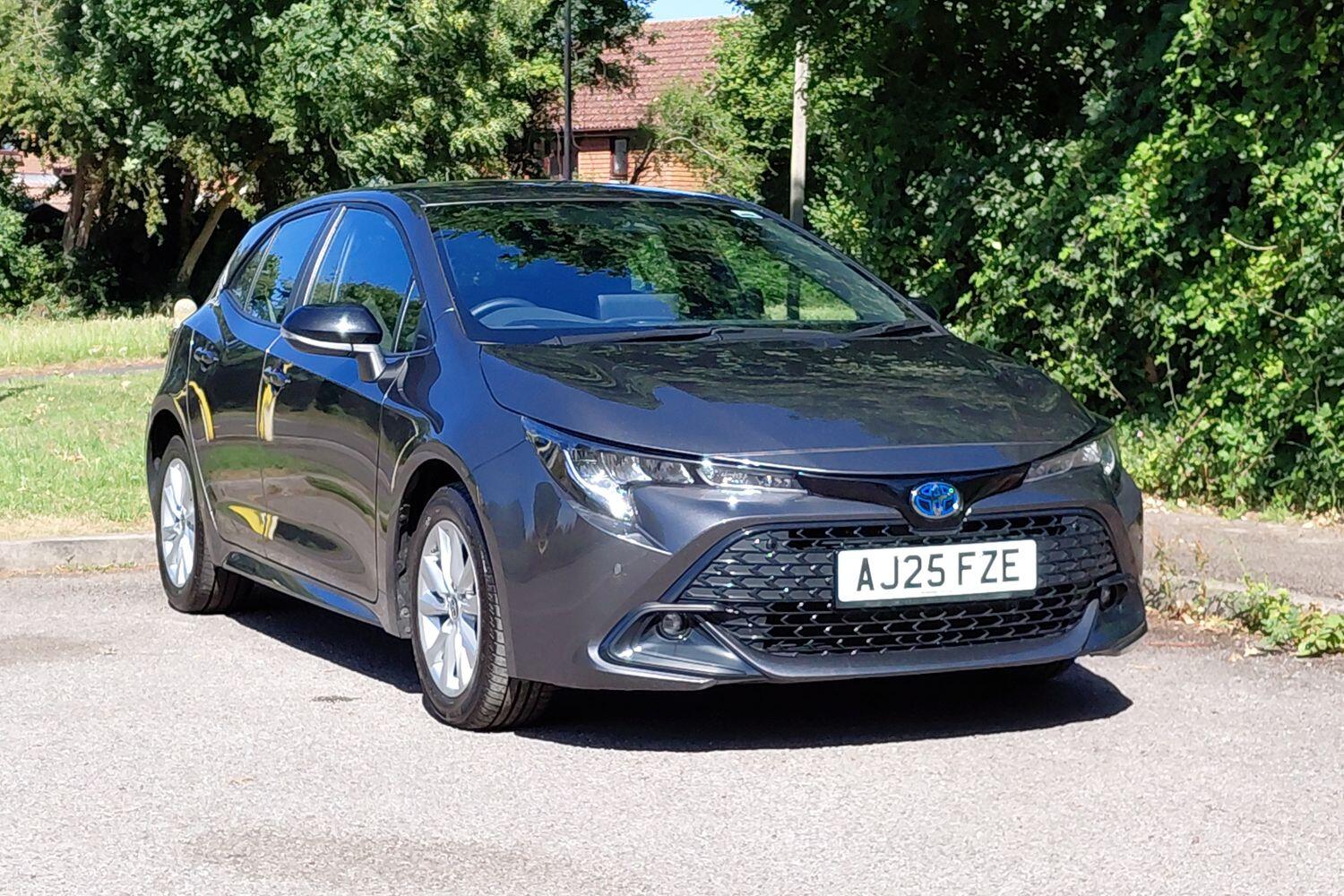 Main listing image - Toyota Corolla
