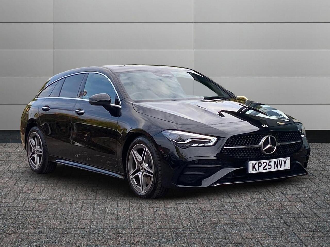 Main listing image - Mercedes-Benz CLA Shooting Brake