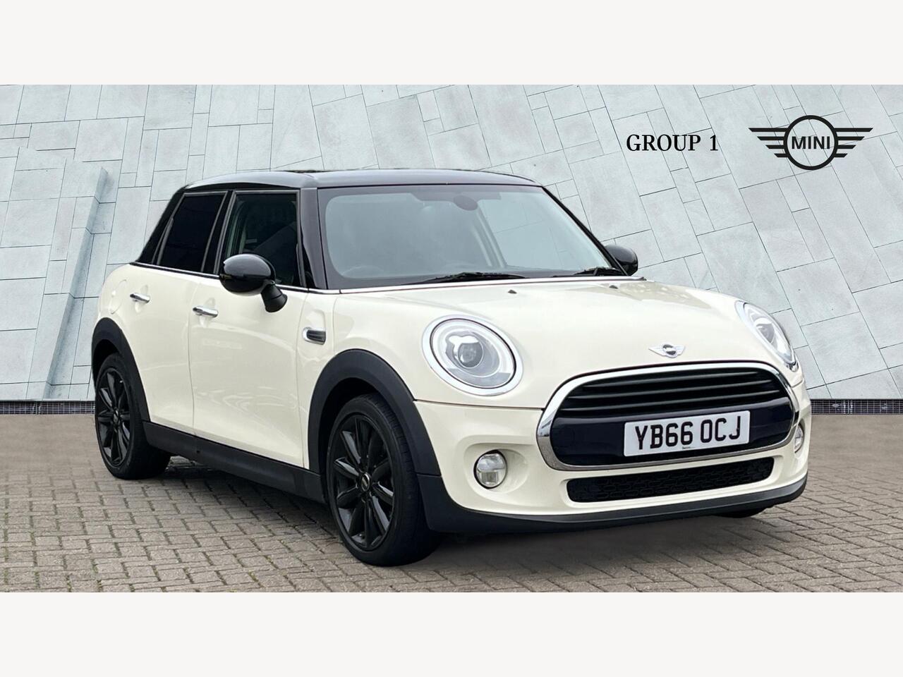Main listing image - MINI Hatchback 5dr