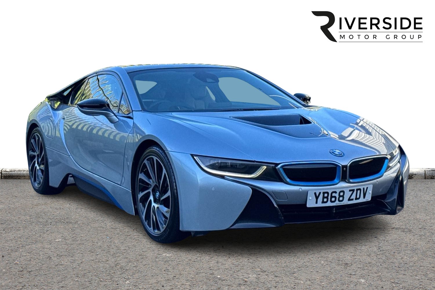 Main listing image - BMW i8