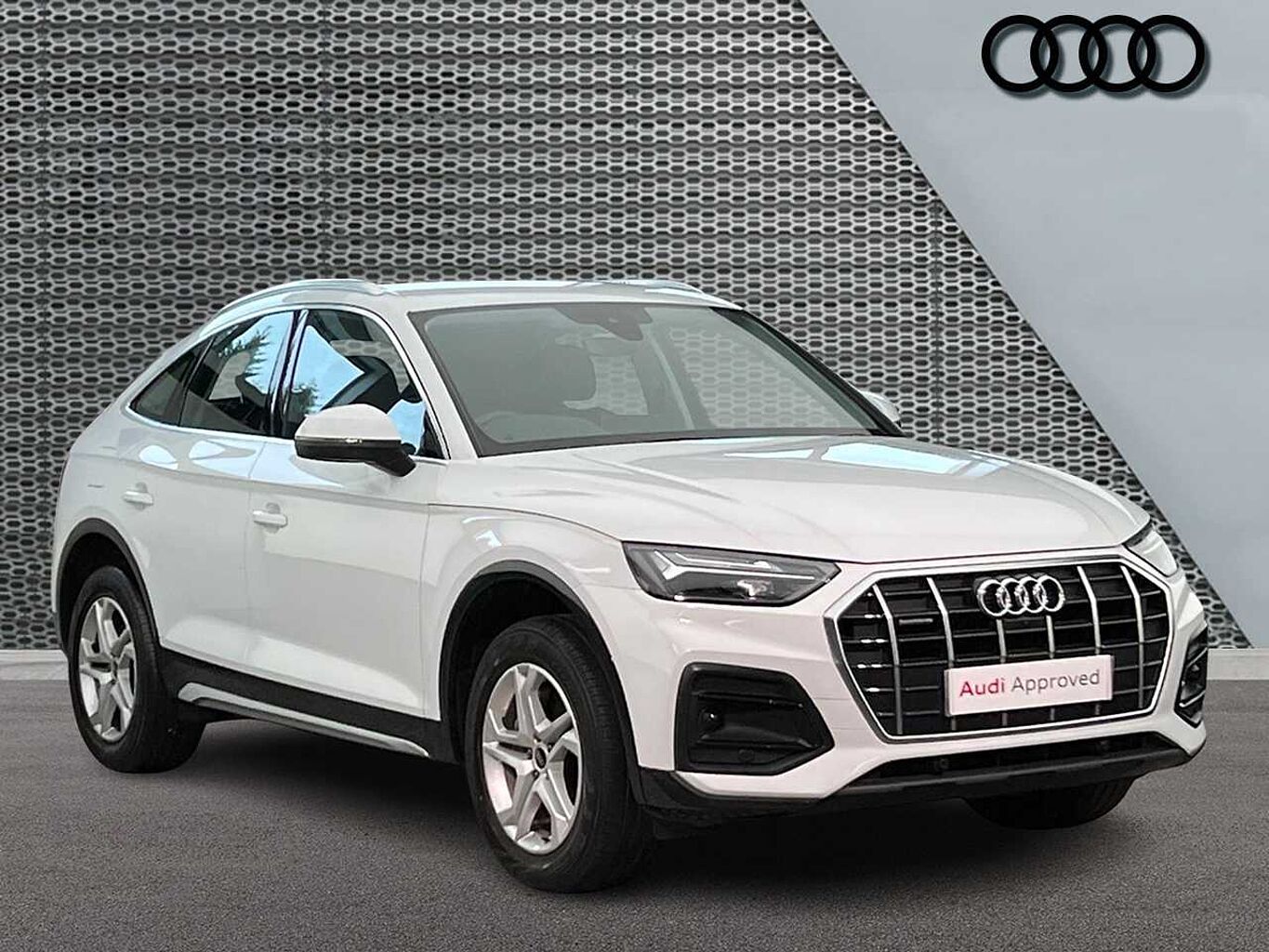 Main listing image - Audi Q5 Sportback