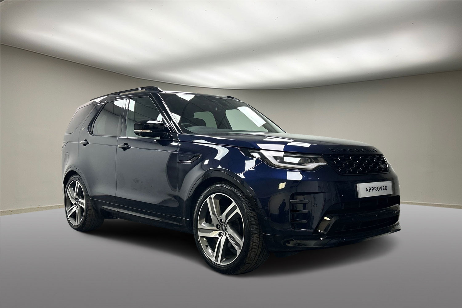 Main listing image - Land Rover Discovery