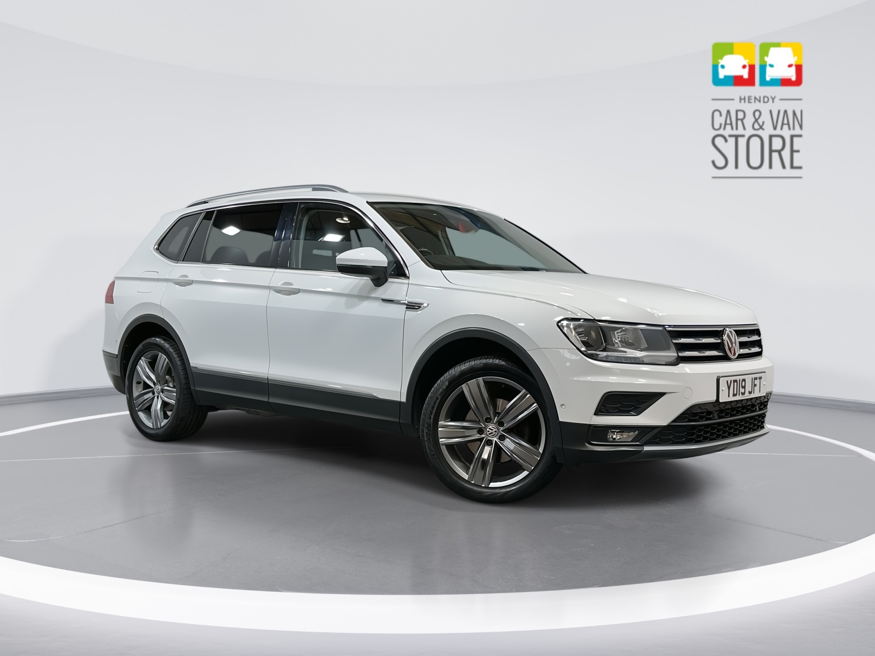 Main listing image - Volkswagen Tiguan Allspace