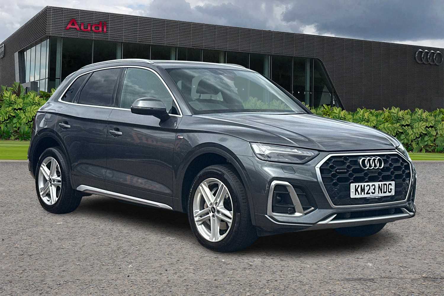 Main listing image - Audi Q5